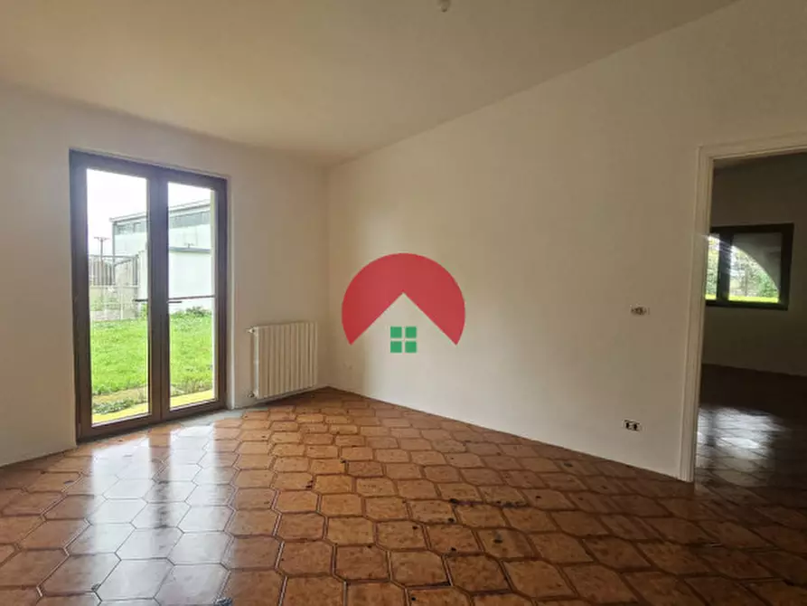 Immagine 46 di Villa in vendita  in c,da torre spagnola a Matera