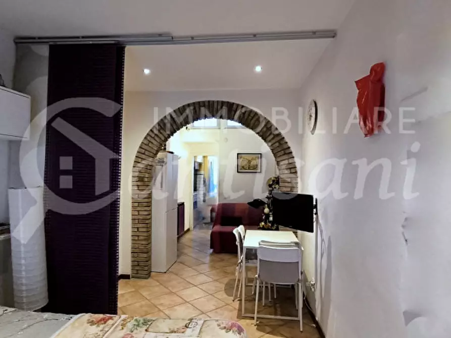 Immagine 17 di Appartamento in vendita  in Via Guelfa a Firenze