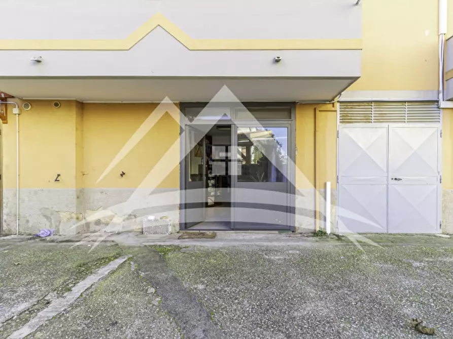 Immagine 5 di Garage in vendita  in Via Antonelli, 9 a Porto Torres