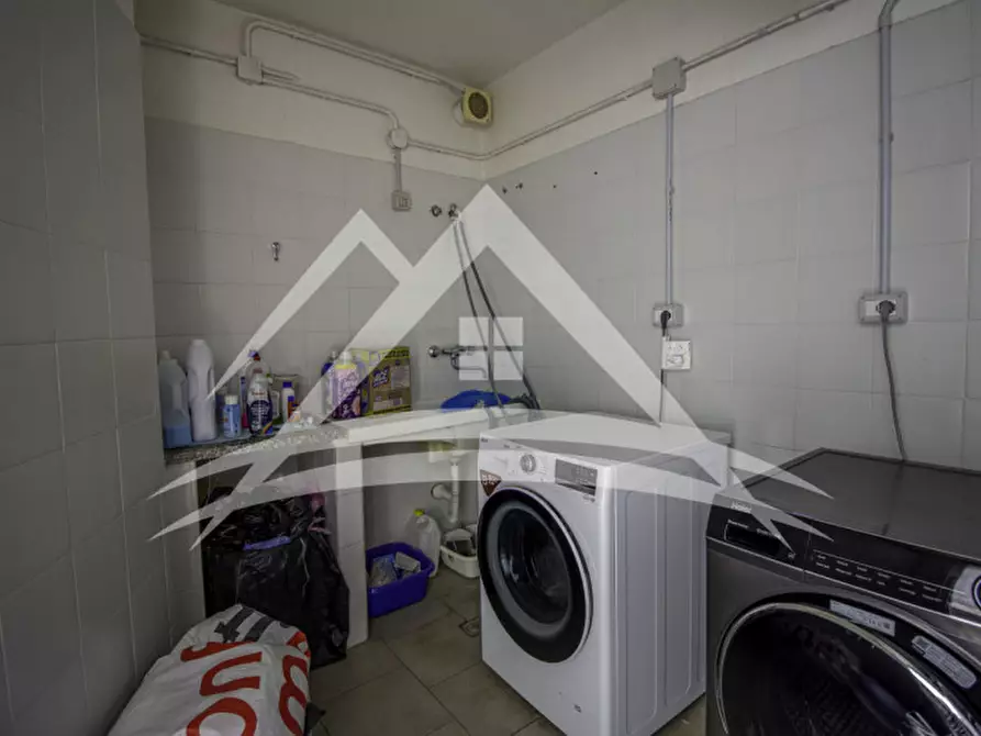 Immagine 9 di Garage in vendita  in Via Antonelli, 9 a Porto Torres