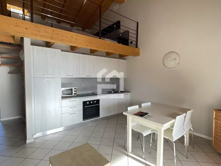 Immagine 1 di Appartamento in vendita  in Viale Catullo a Manerba Del Garda