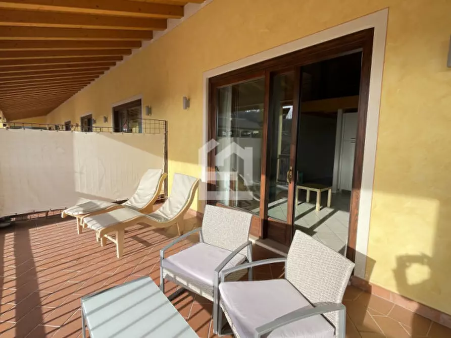 Immagine 6 di Appartamento in vendita  in Viale Catullo a Manerba Del Garda