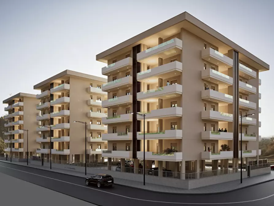 Immagine 1 di Appartamento in vendita  in Piazza Farina a Battipaglia