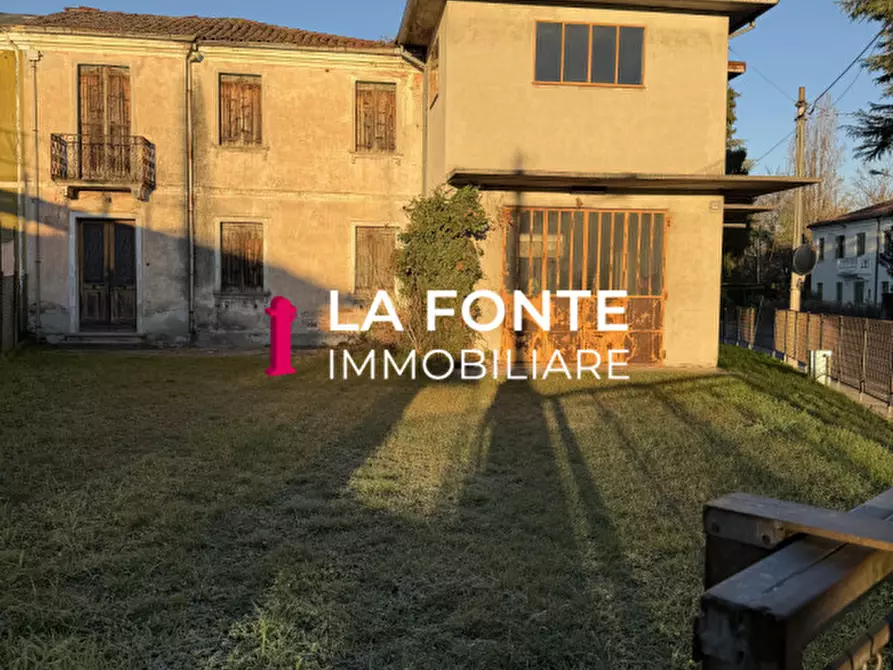 Immagine 10 di Laboratorio in vendita  in Via delle Fornaci 233 a Padova