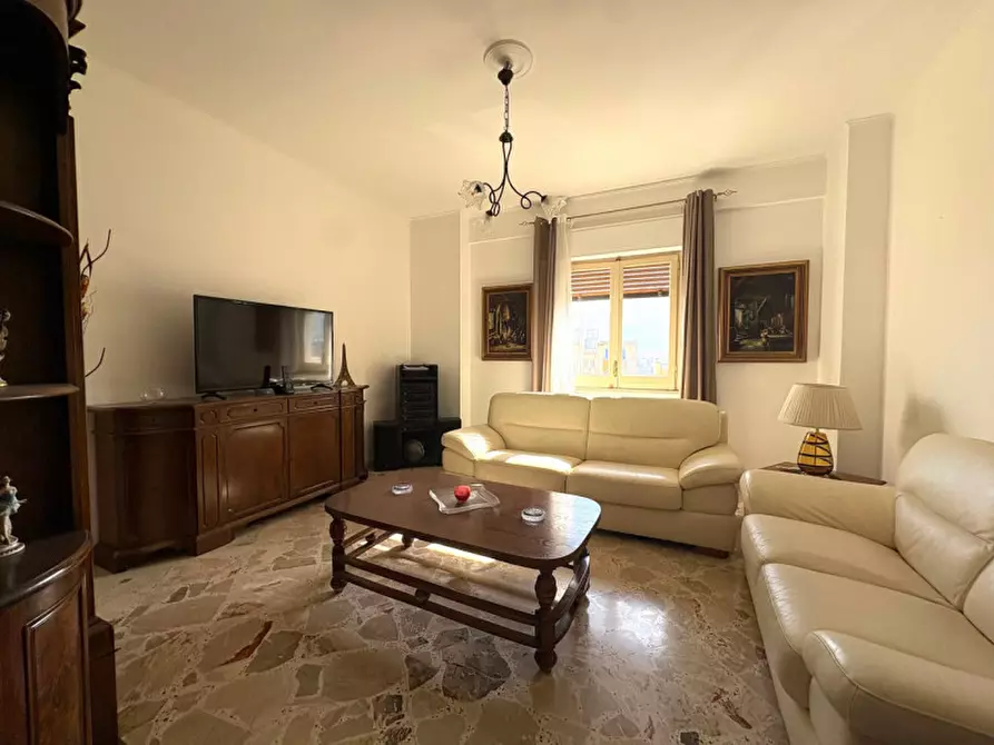 Immagine 3 di Appartamento in vendita  in Via Alberto Verdinois 8 a Palermo