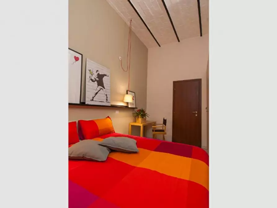 Immagine 12 di Attività commerciale in vendita  in Via Magenta a Roma