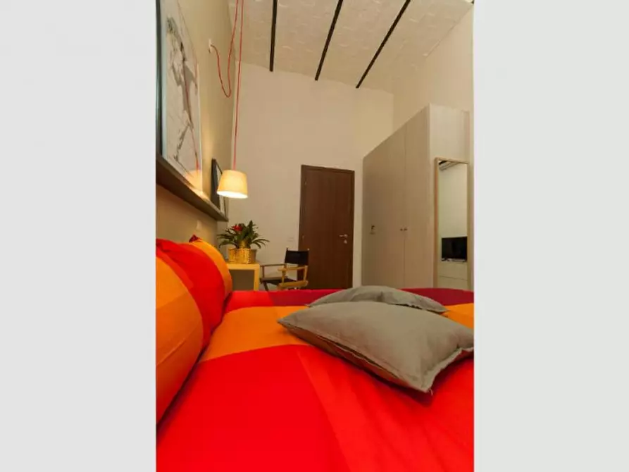 Immagine 17 di Attività commerciale in vendita  in Via Magenta a Roma