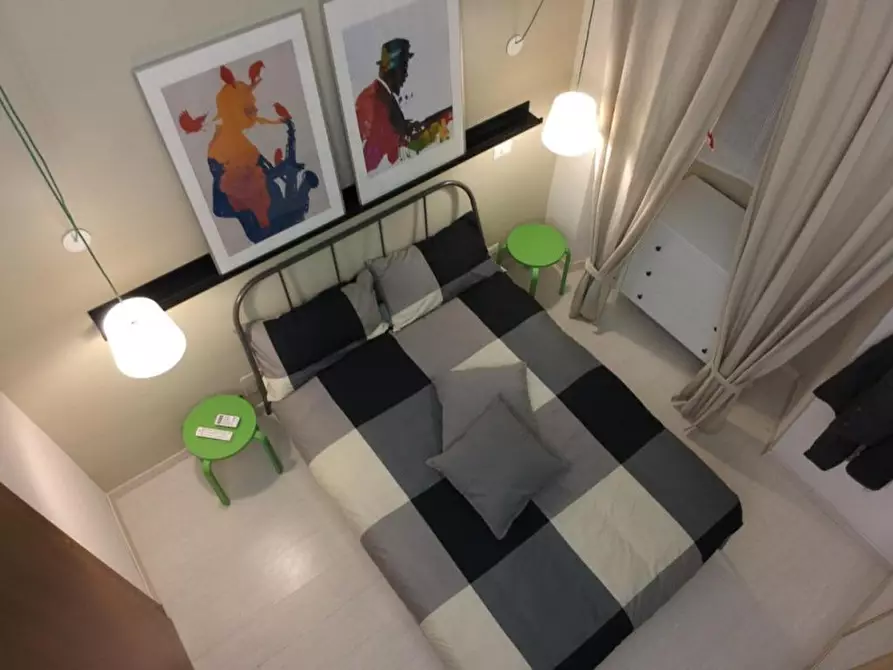 Immagine 24 di Attività commerciale in vendita  in Via Magenta a Roma