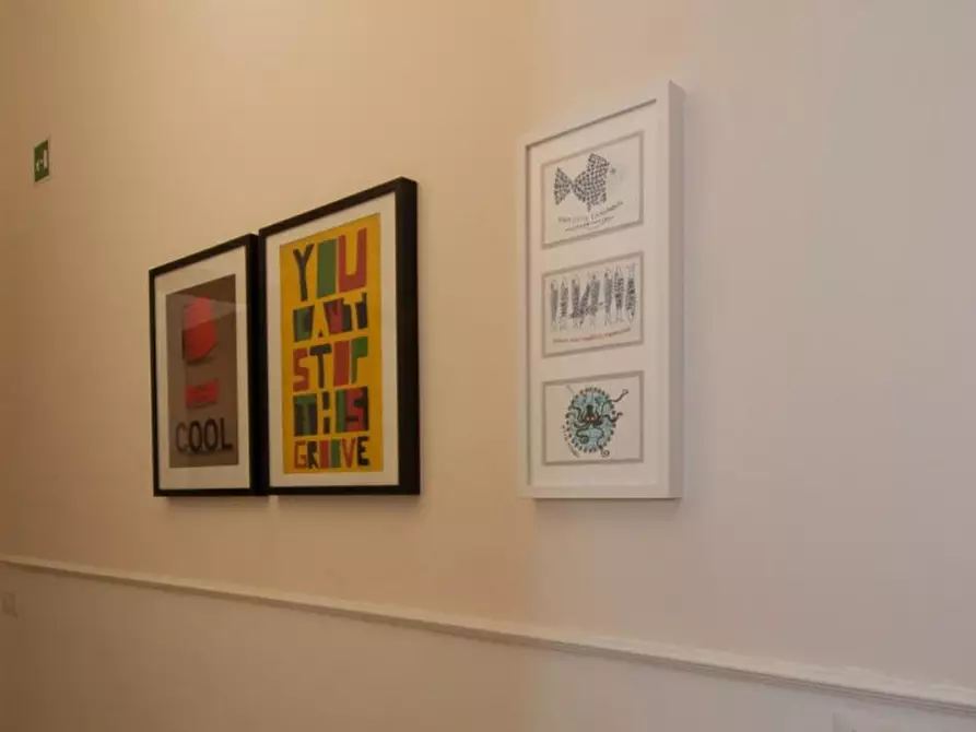 Immagine 31 di Attività commerciale in vendita  in Via Magenta a Roma