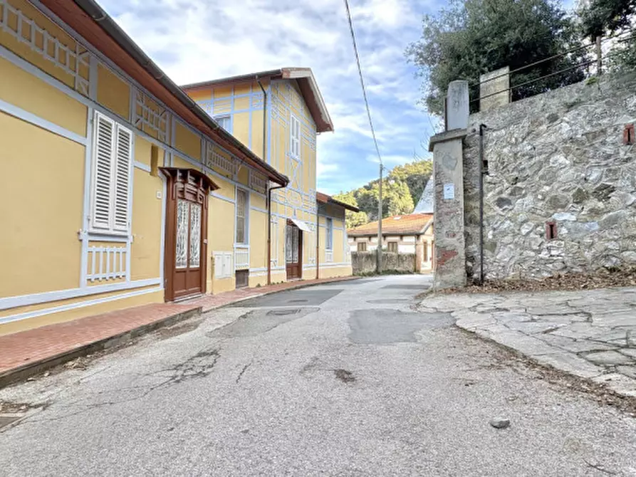 Immagine 12 di Appartamento in affitto  in Via della Lecceta 10 a Livorno