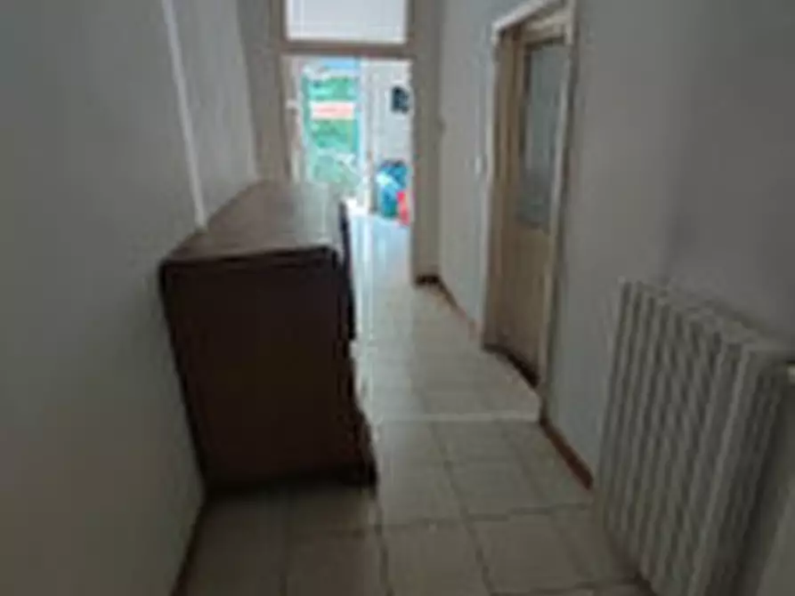 Immagine 7 di Appartamento in vendita  in via Savonarola a Padova
