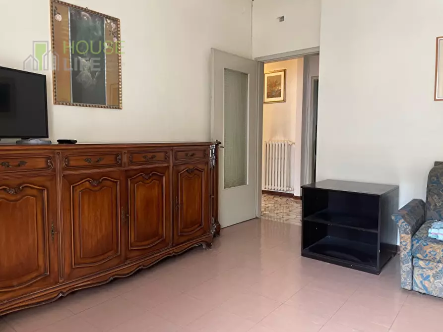 Immagine 10 di Appartamento in vendita  in Piazza Dolomiti a Recoaro Terme