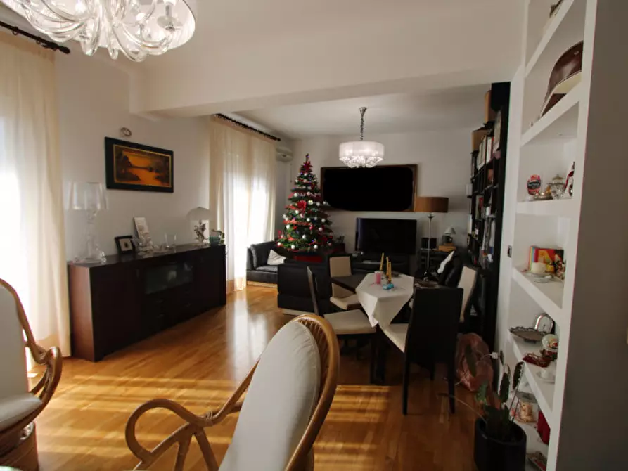 Immagine 2 di Appartamento in vendita  in via mario passamonte a Messina