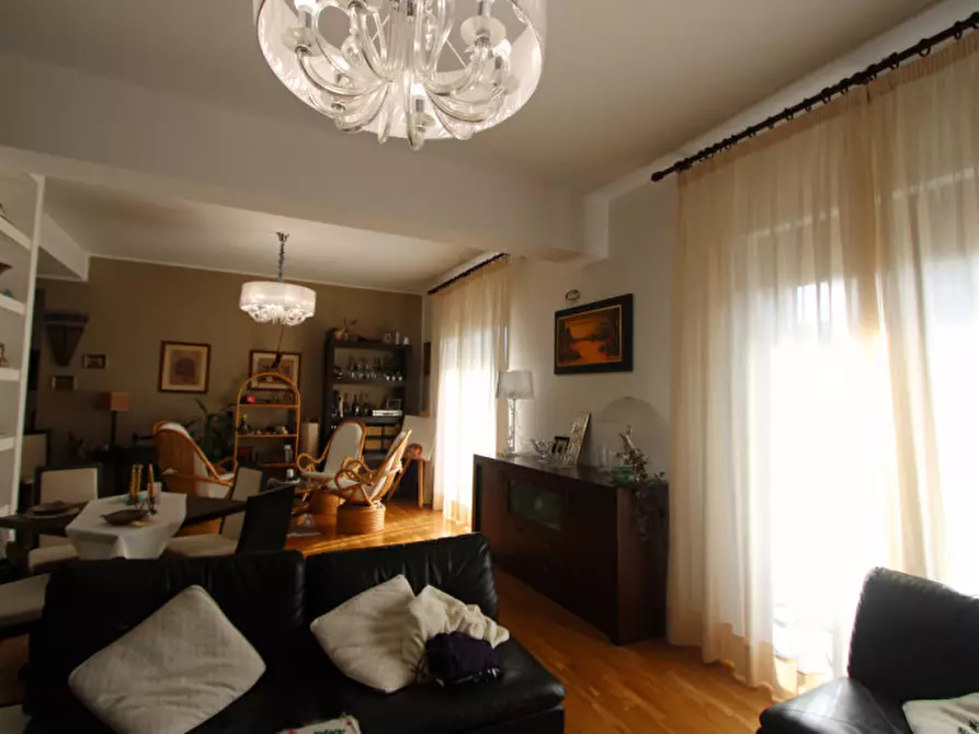 Immagine 6 di Appartamento in vendita  in via mario passamonte a Messina