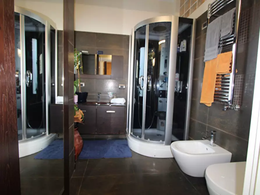 Immagine 12 di Appartamento in vendita  in via mario passamonte a Messina