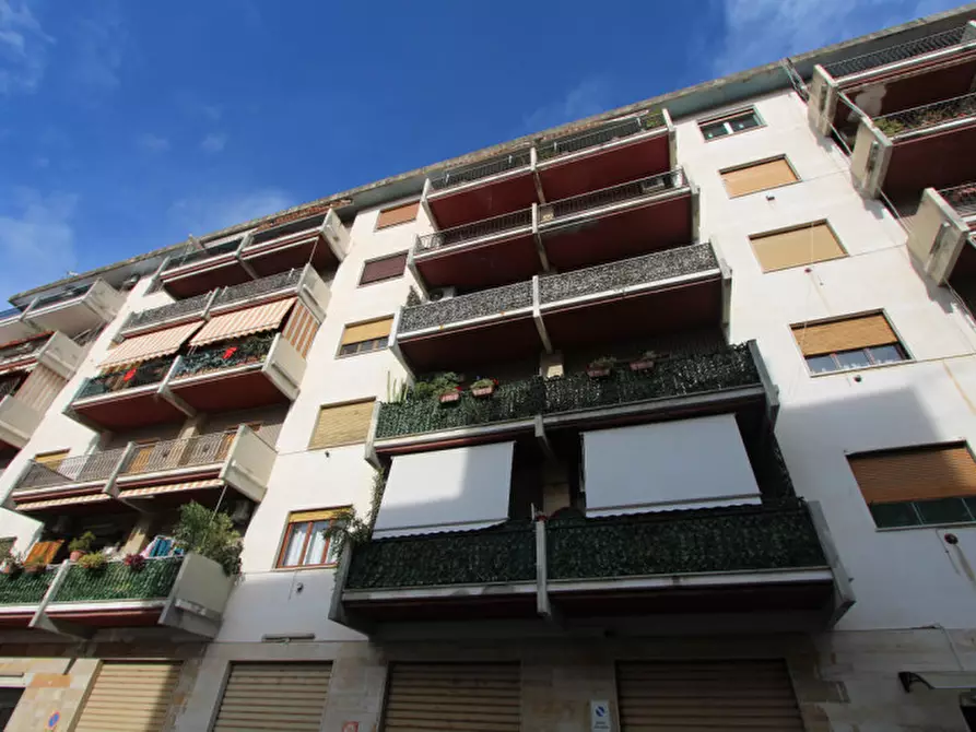 Immagine 27 di Appartamento in vendita  in via mario passamonte a Messina