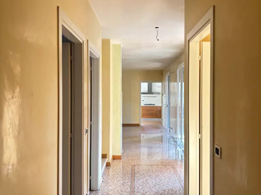 Immagine 4 di Villa in vendita  in san carlo a Padova