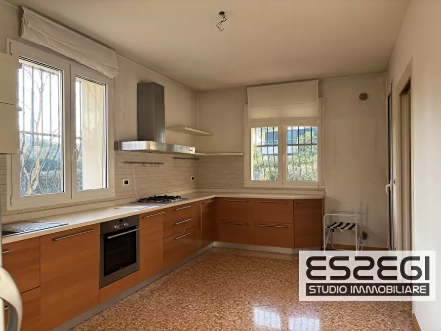 Immagine 5 di Villa in vendita  in san carlo a Padova
