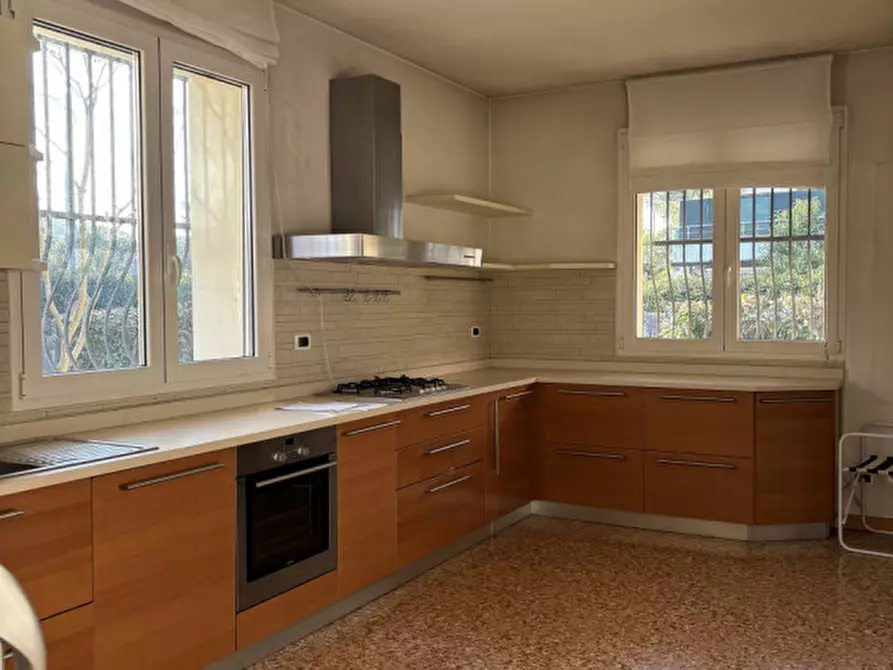 Immagine 11 di Villa in vendita  in san carlo a Padova