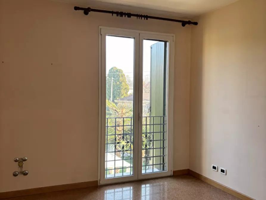 Immagine 18 di Villa in vendita  in san carlo a Padova
