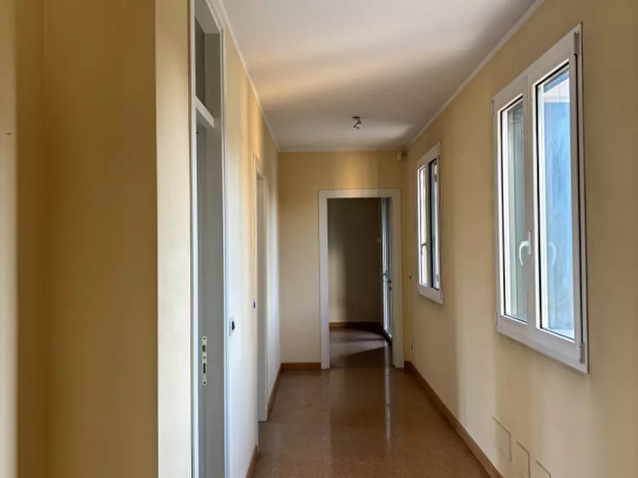 Immagine 22 di Villa in vendita  in san carlo a Padova