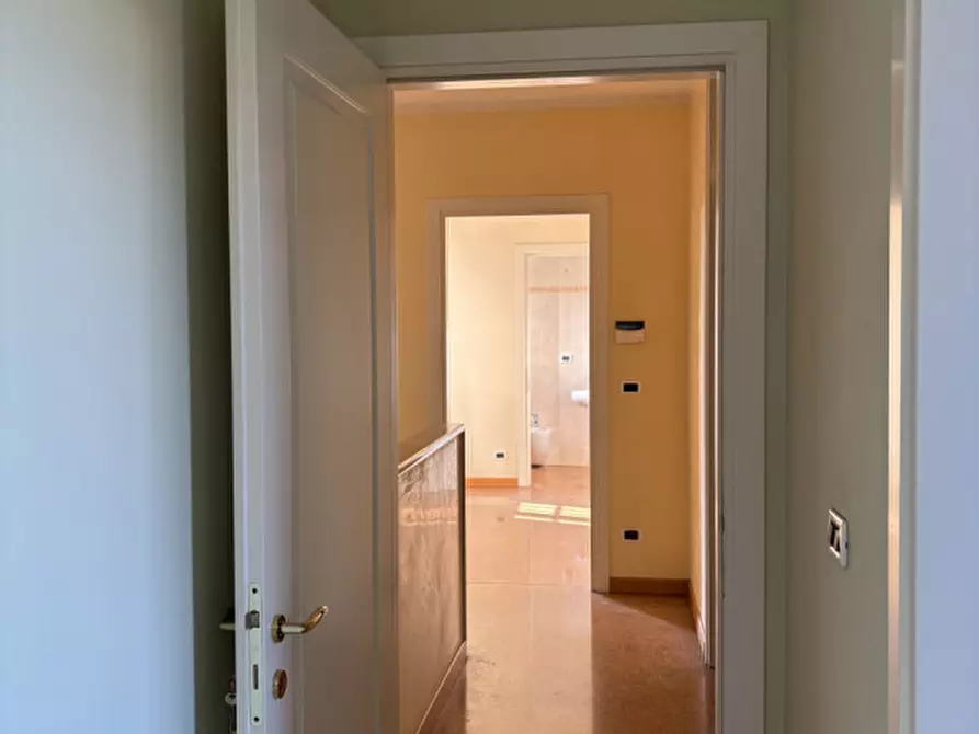 Immagine 27 di Villa in vendita  in san carlo a Padova