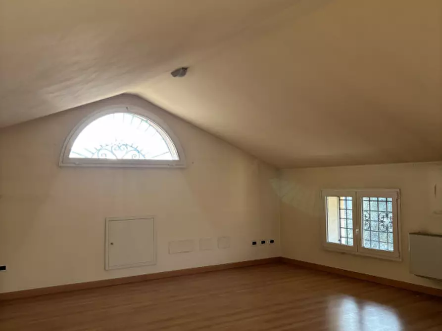 Immagine 31 di Villa in vendita  in san carlo a Padova