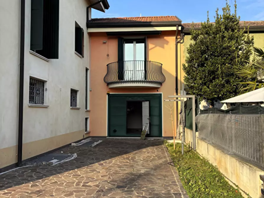 Immagine 39 di Villa in vendita  in san carlo a Padova