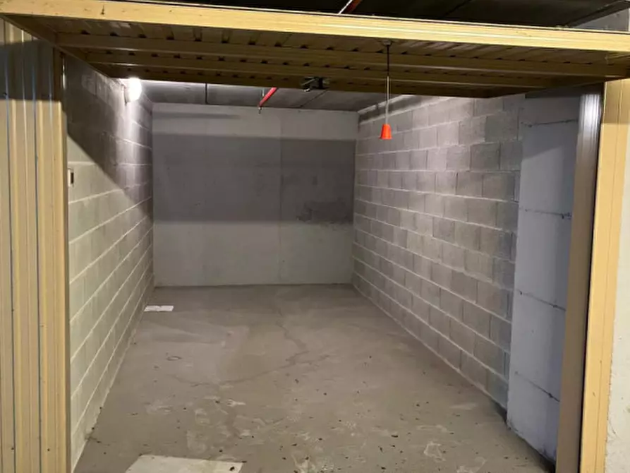 Immagine 2 di Garage in affitto  in VIA UDINE a Verona