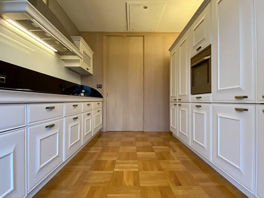 Immagine 20 di Appartamento in vendita  in Via Due Giugno a Dueville