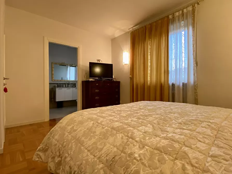 Immagine 25 di Appartamento in vendita  in Via Due Giugno a Dueville