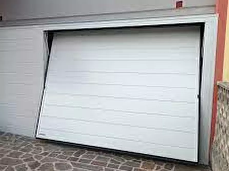 Immagine 1 di Garage in affitto  in PIAZZA DRAGO a Jesolo