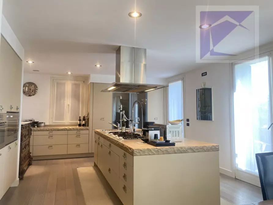 Immagine 12 di Casa bifamiliare in vendita  a Santa Giustina In Colle