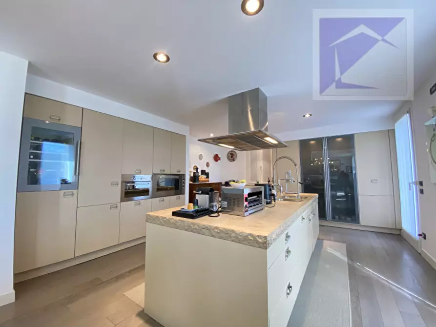 Immagine 13 di Casa bifamiliare in vendita  a Santa Giustina In Colle