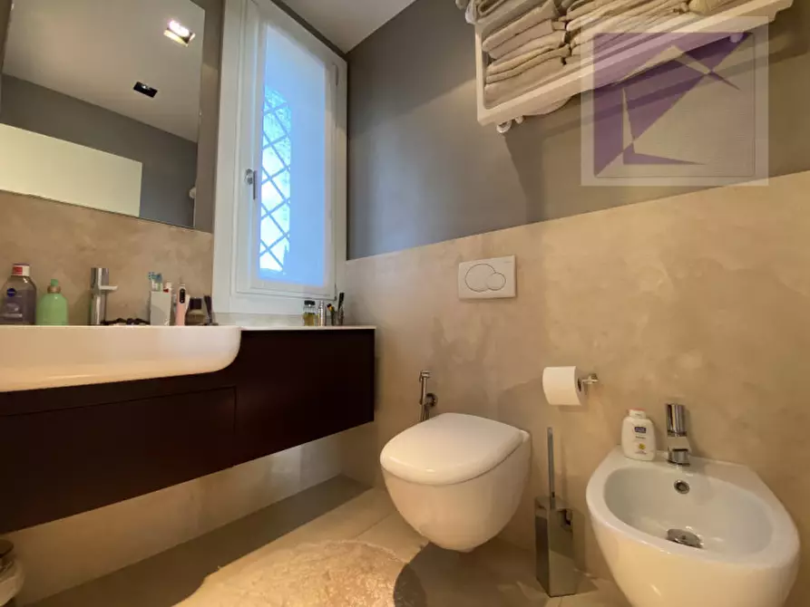 Immagine 28 di Casa bifamiliare in vendita  a Santa Giustina In Colle