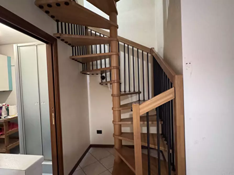 Immagine 2 di Appartamento in vendita  a Loria