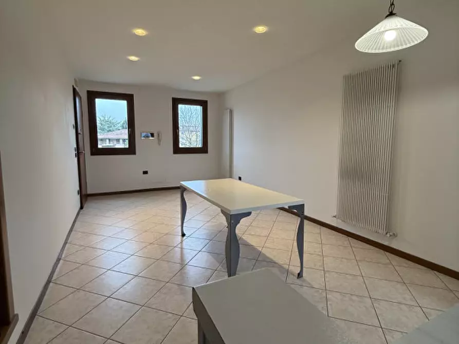 Immagine 2 di Appartamento in vendita  a Loria