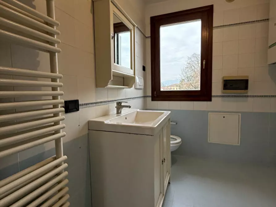 Immagine 5 di Appartamento in vendita  a Loria