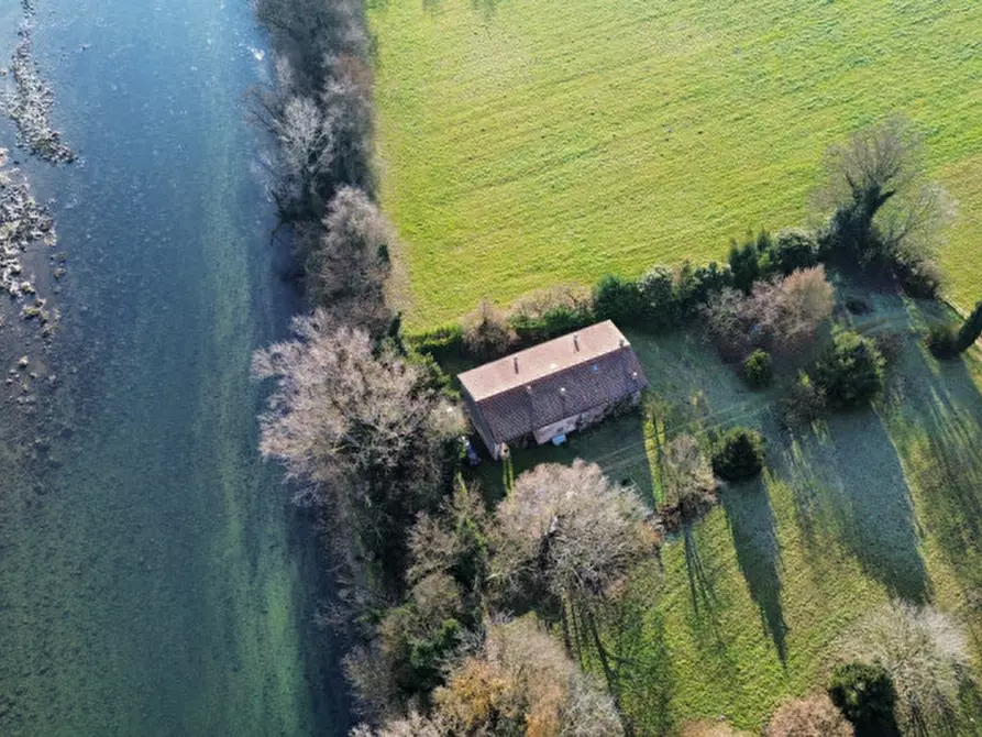 Immagine 1 di Rustico / casale in vendita  in Via Lazio a Bussolengo