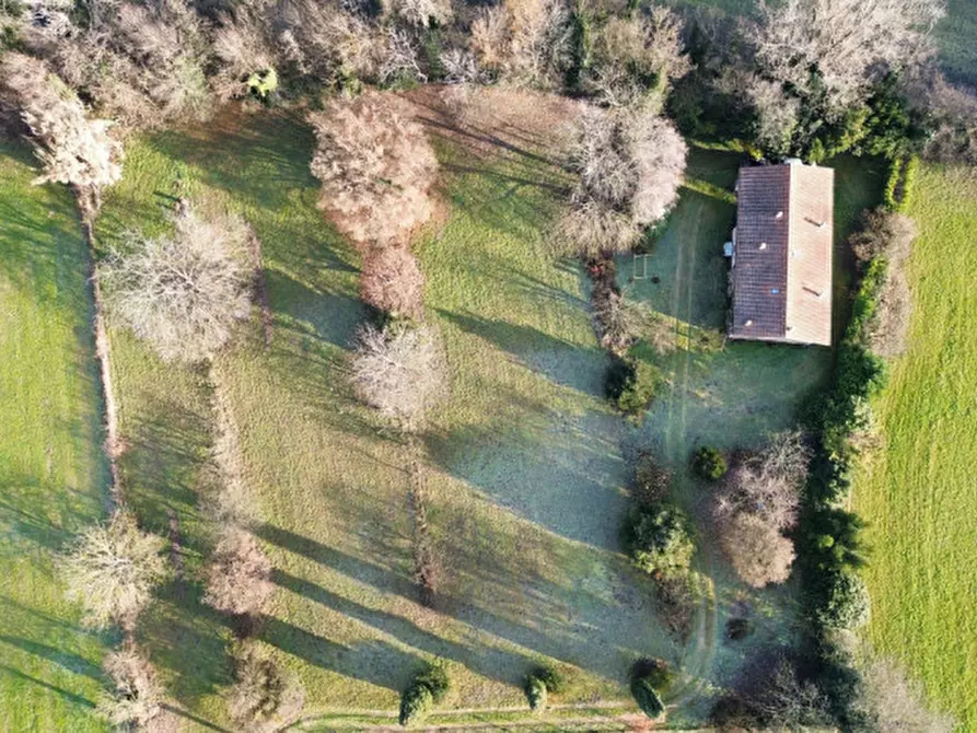 Immagine 8 di Rustico / casale in vendita  in Via Lazio a Bussolengo