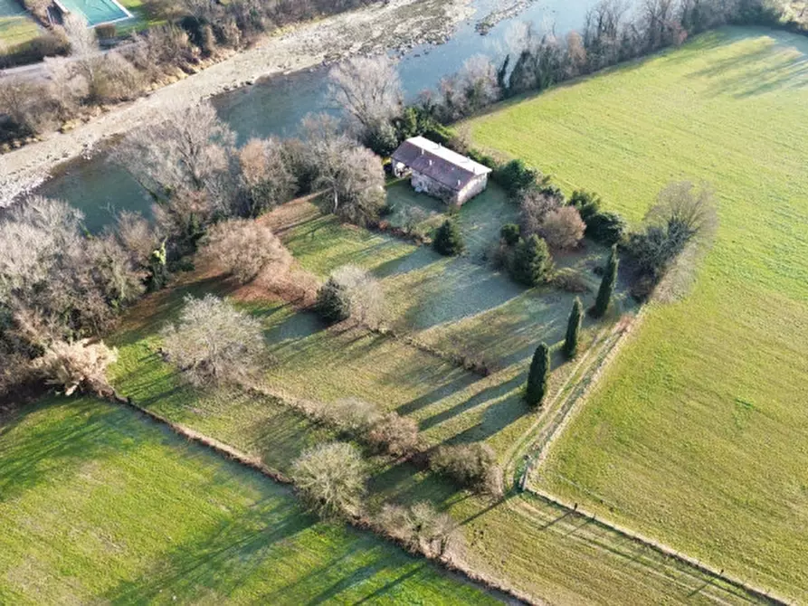 Immagine 9 di Rustico / casale in vendita  in Via Lazio a Bussolengo