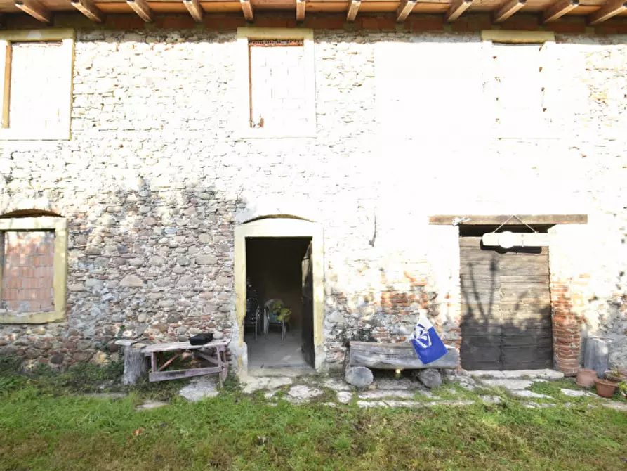 Immagine 26 di Rustico / casale in vendita  in Via Lazio a Bussolengo