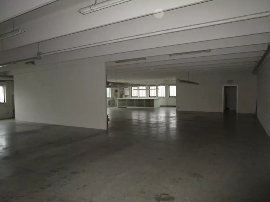 Immagine 1 di Capannone industriale in affitto  in Via Colonnello Antonio Varisco a Vigonza