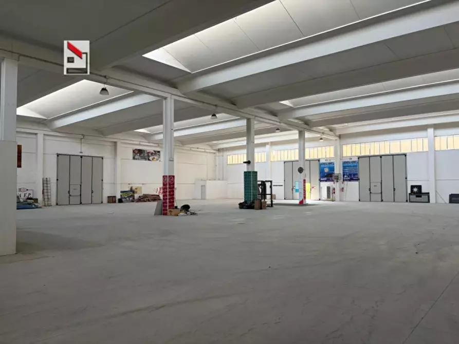 Immagine 3 di Capannone industriale in affitto  in Via Case Nuove a Acqualagna