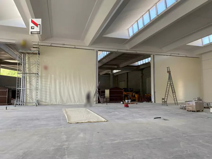 Immagine 4 di Capannone industriale in affitto  in Via Case Nuove a Acqualagna