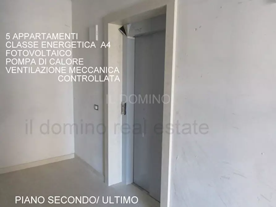 Immagine 2 di Appartamento in vendita  in Viale delle Terme a Abano Terme