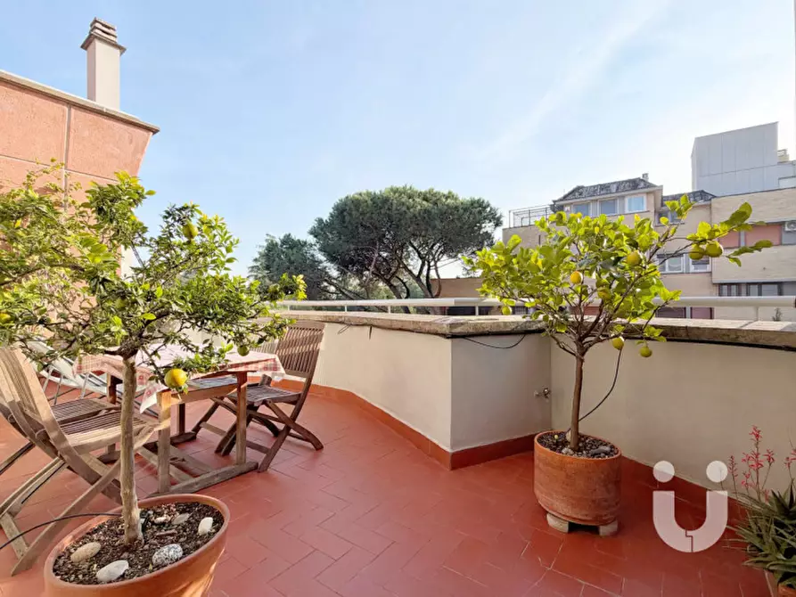 Immagine 6 di Attico in vendita  in Via Vittore Carpaccio a Roma