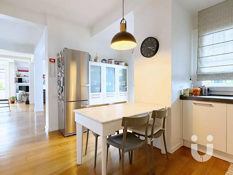 Immagine 11 di Attico in vendita  in Via Vittore Carpaccio a Roma