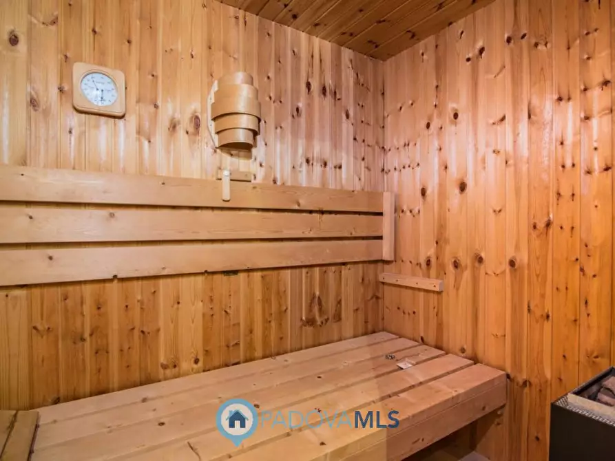 Immagine 20 di Villa in vendita  in Via Fiorita Nuova, 26 a Cadoneghe