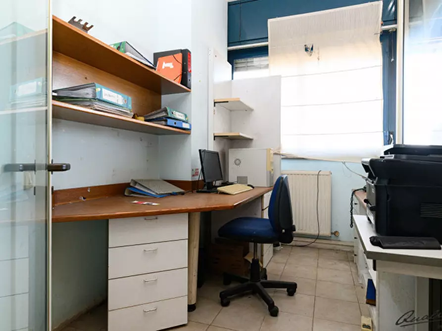 Immagine 5 di Ufficio in vendita  in Via di Tor Bella Monaca a Roma